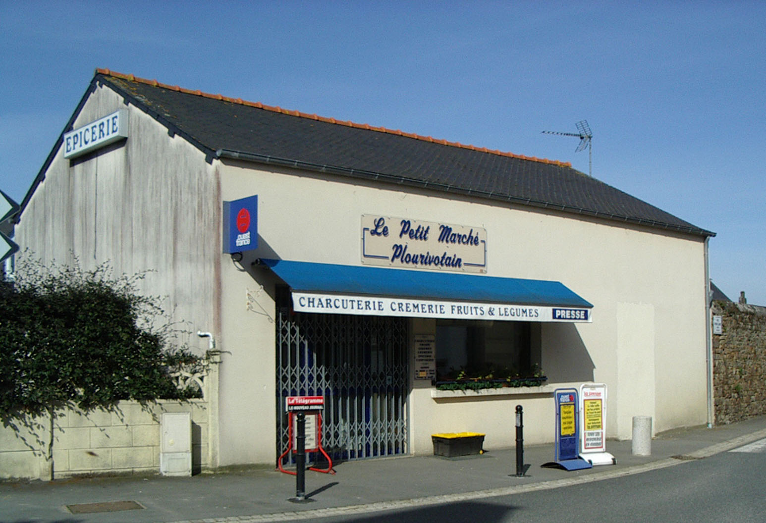 Le petit marché plourivotain Le petit marché plourivotain